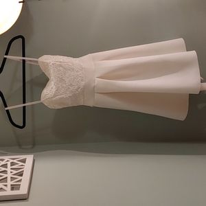 White Lace with Pleats Dress Size Small
